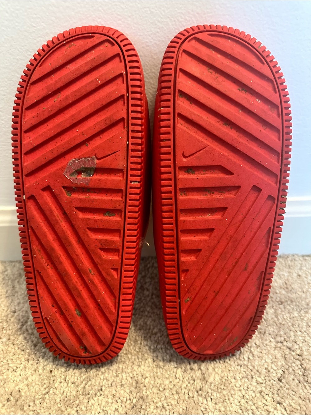 Nike Kids Red Slide Sandals - Picture 6 of 6